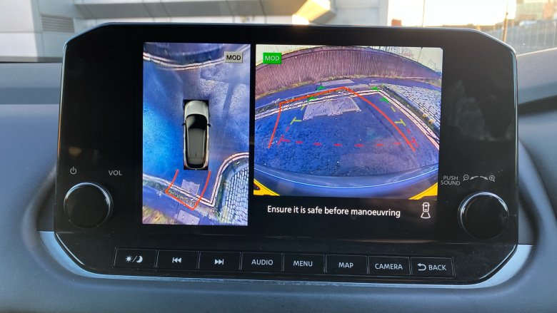 Nissan Qashqai 1.3 DiG-T MH Tekna 5dr Petrol Hatchback